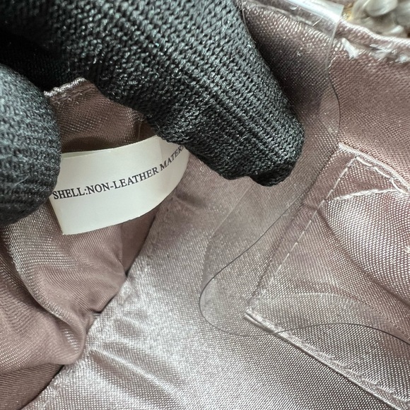 Women's Clutch 8" x 4" w/ 2' long cross body strap - Picture 10 of 12